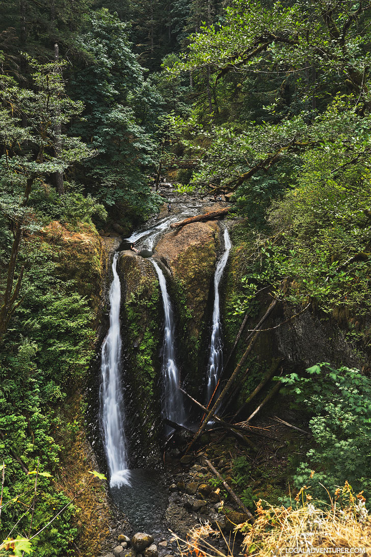 How to Get to Triple Falls, Oregon - Hiking in the Columbia River Gorge // localadventurer.com