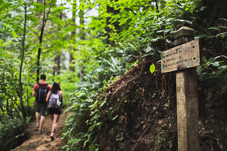 Hiking the Triple Falls Trail, Columbia River Gorge, Oregon // localadventurer.com