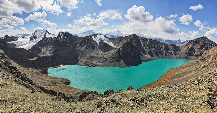Your Complete Guide to Hiking Lake Alakol in Kyrgyzstan // localadventurer.com