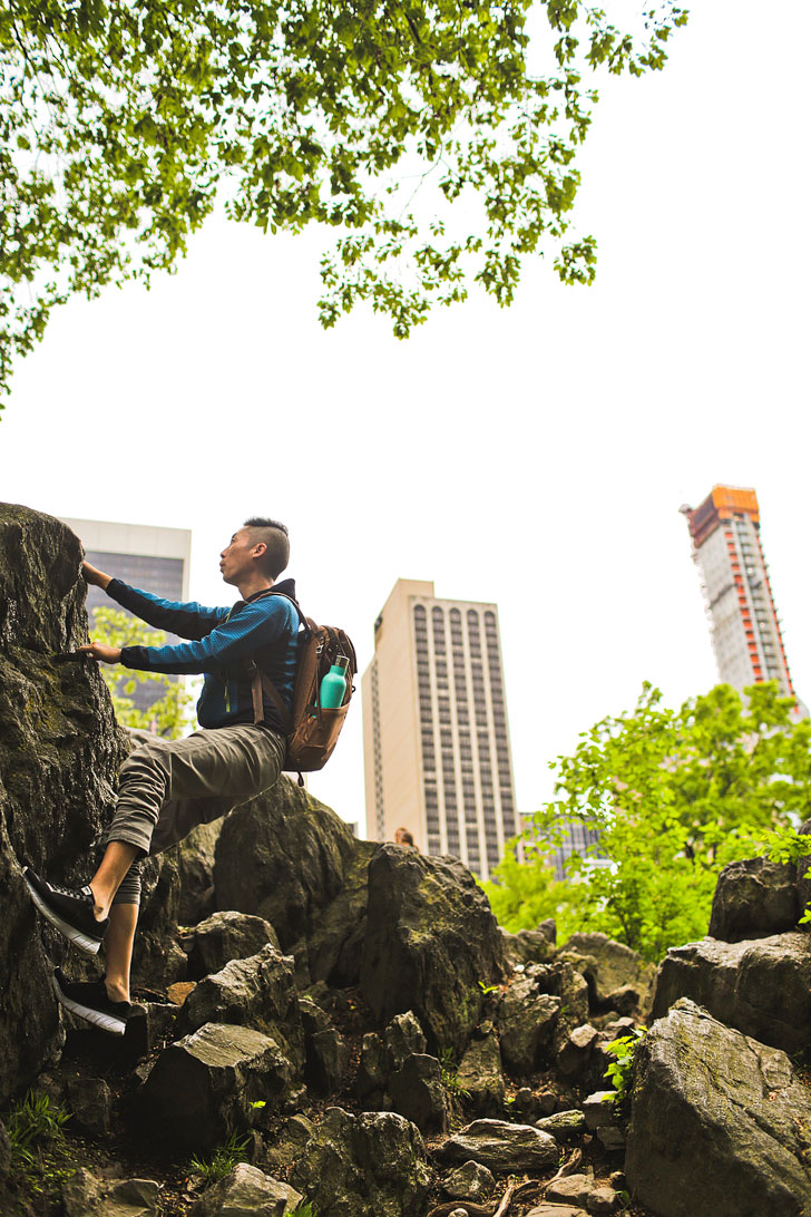 Bouldering in Central Park, Central Park Rock Climbing NYC // Local Adventurer #nyc #bouldering #newyork