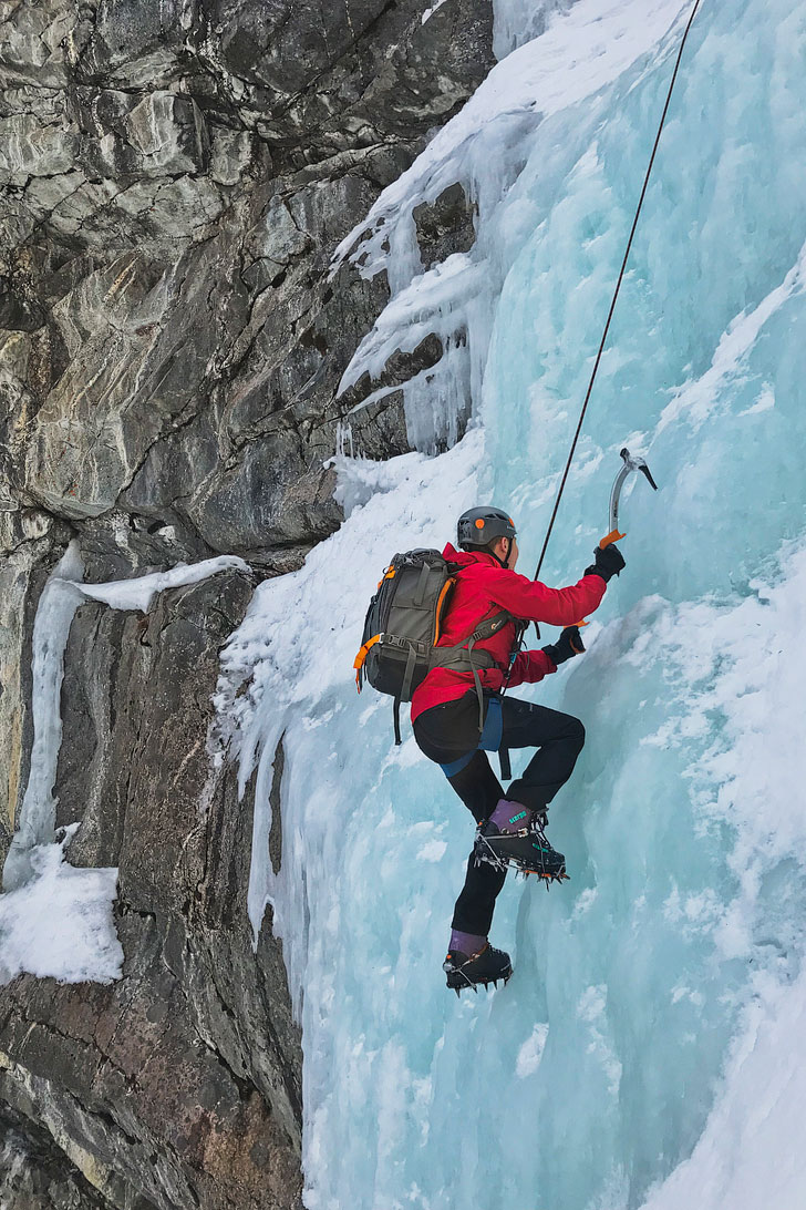 New to ice climbing? Click this pin to see our post on Ice Climbing for Beginners. Ice Climbing 101, Intro to Ice Climbing, Ice Climbing Jasper National Park // Local Adventurer #jasper #alberta #iceclimbing