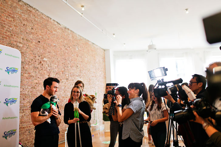 Kevin Jonas Event NYC // Local Adventurer #swiffer #shedhappens