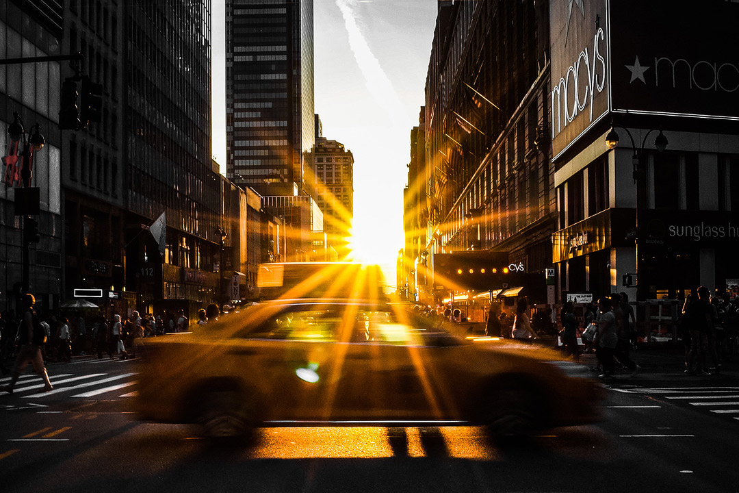 You are currently viewing Everything You Need to Know About Manhattanhenge 2024