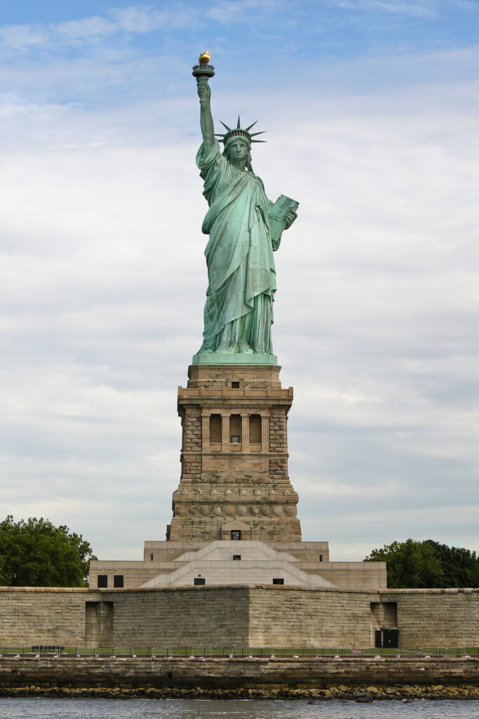 Looking for the best national parks in new york state? Click through and save this pin to check out our comprehensive guide to the 11 national parks in new york city. These NYC landmarks like the Statue of Liberty National Monument are spots you need to visit at least once in your life! We also include a list of other NYs parks, the best upstate new york parks, and best parks in nyc. // Local Adventurer #seeyourcity #nycgo #nyc #iloveny #newyork #newyorkcity #visittheusa