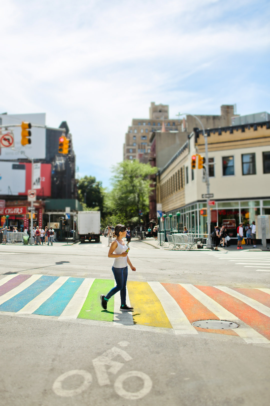 Stonewall Inn, Greenwich Village + Looking for the best national parks in new york city? Save this pin and check out our complete guide and list of NYs parks. We cover all the tips you need to know for visiting the Statue of Library National Monument, Federal Hall, Stonewall Inn NYC, and more. If you want to get outside, we also include a list of the best New York state parks and a map to major national parks near the city (NYC to Acadia National Park here we come!) // Local Adventurer #seeyourcity #nycgo #nyc #iloveny #newyork #newyorkcity #visittheusa