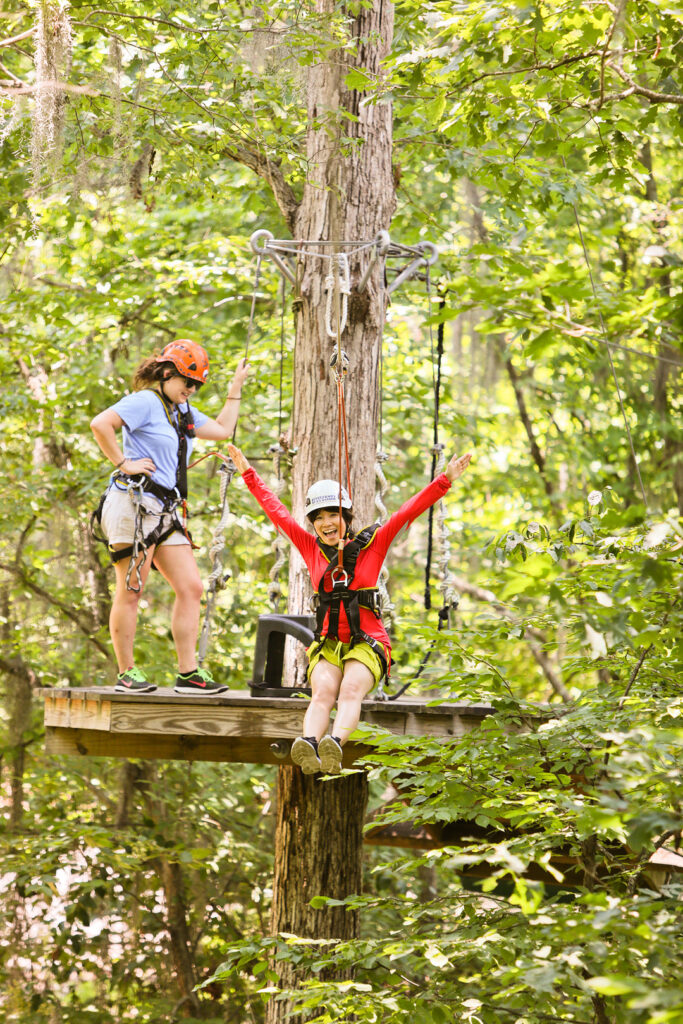 Looking to have the best weekend in Columbia SC? Click the article to find out more about the 15 activities in Columbia SC you can't miss. It includes the Riverbanks Botanical Garden, the zipline at Riverbanks Zoo in South Carolina, the best parks in Columbia SC, things to do with kids in Columbia SC and more // Local Adventurer #RealColumbiaSC #columbiasc #discoverSC #southcarolina #visittheusa #usa