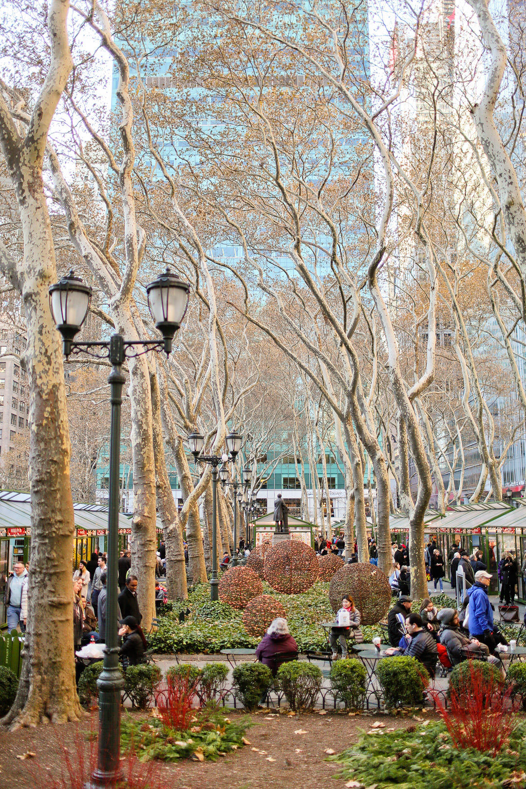 Bryant Park America Winter Village / Bryant Park Christmas Market + 4 Main NYC Christmas Markets to Visit This Winter // Local Adventurer #nyc #christmas #holidays