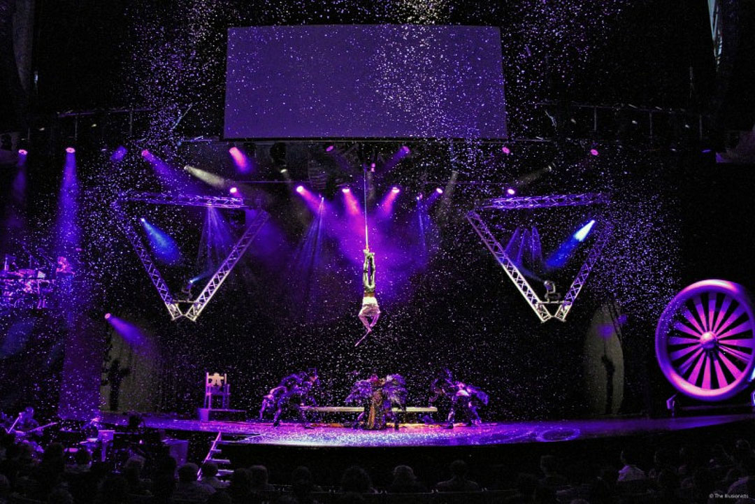 The Illusionists Magic of the Holidays + 19 Christmas Shows in NYC You Shouldn't Miss This Holiday Season // Local Adventurer