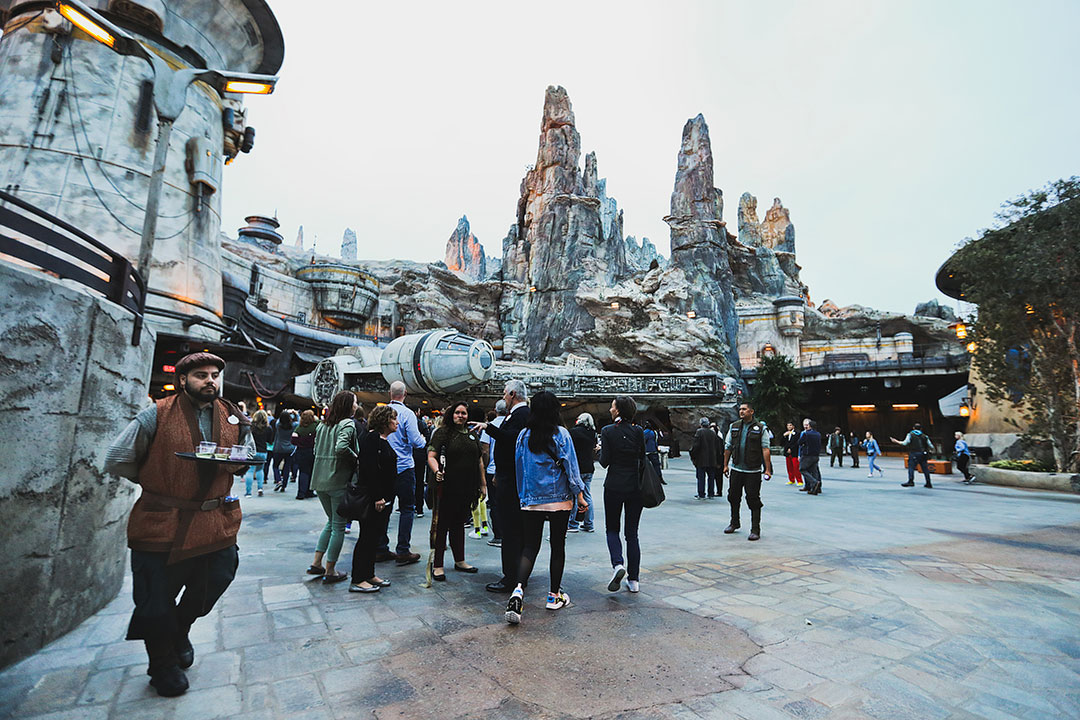 Star Wars Land Disney World and Disneyland