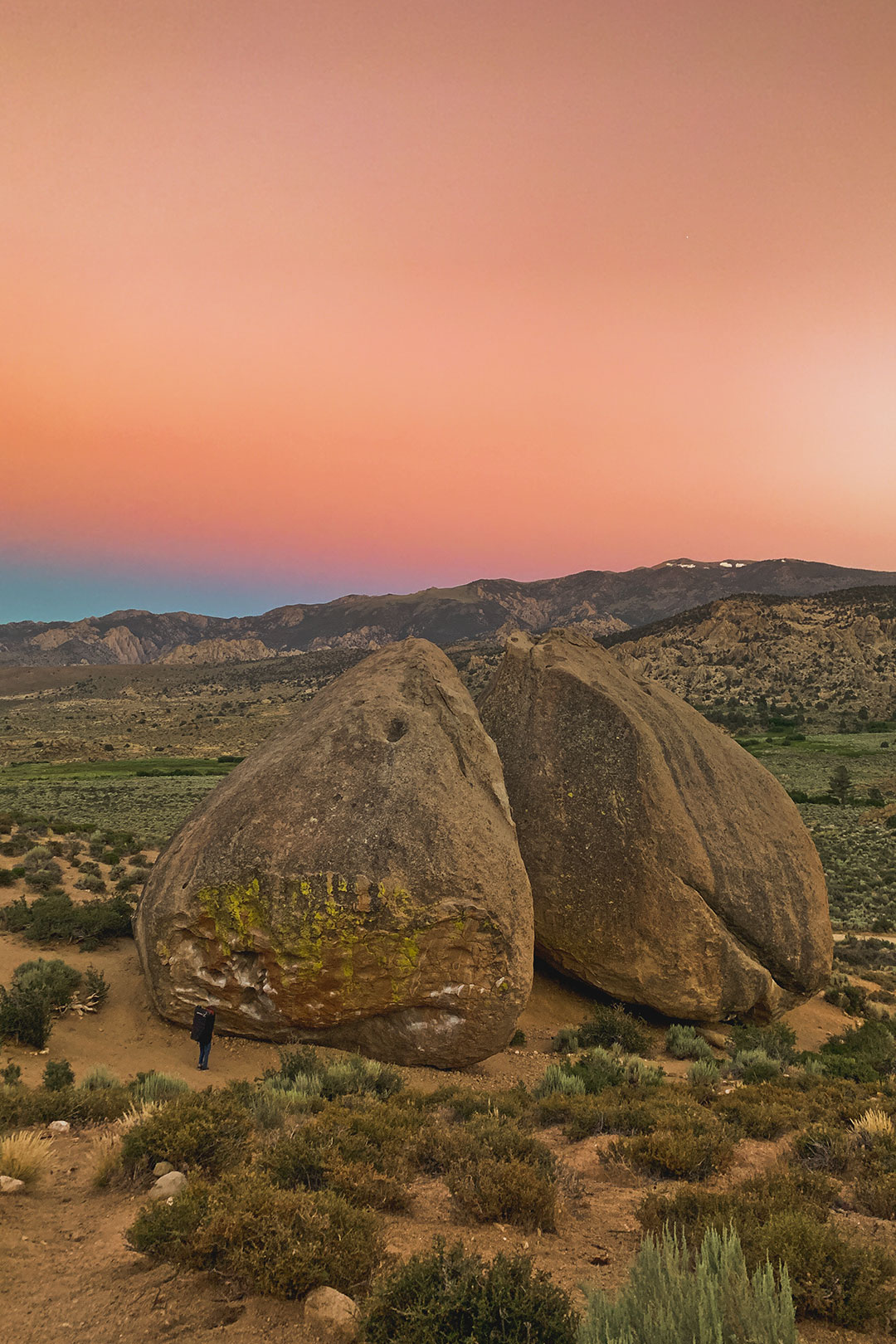 Buttermilk Boulders + 15 Incredible Things to Do in Bishop CA