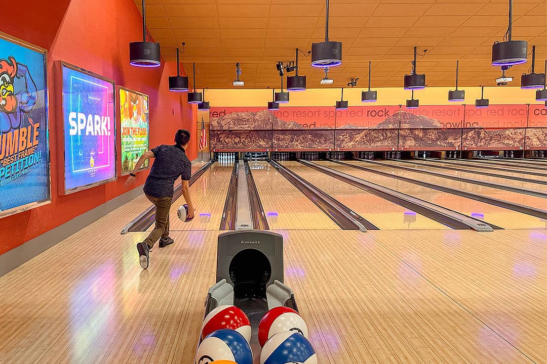 red rock bowling center