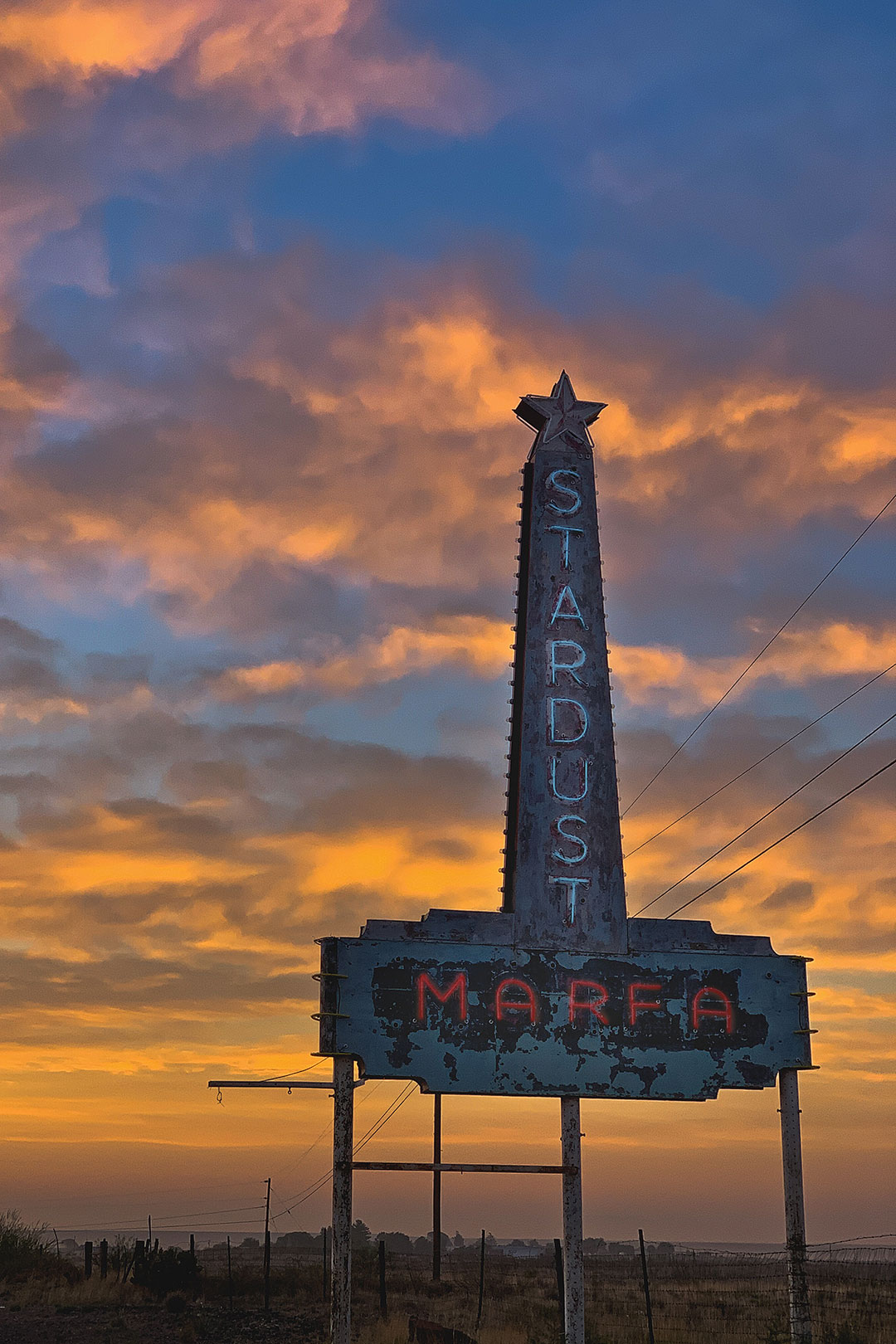 Stardust Motel + What to Do in Marfa Texas