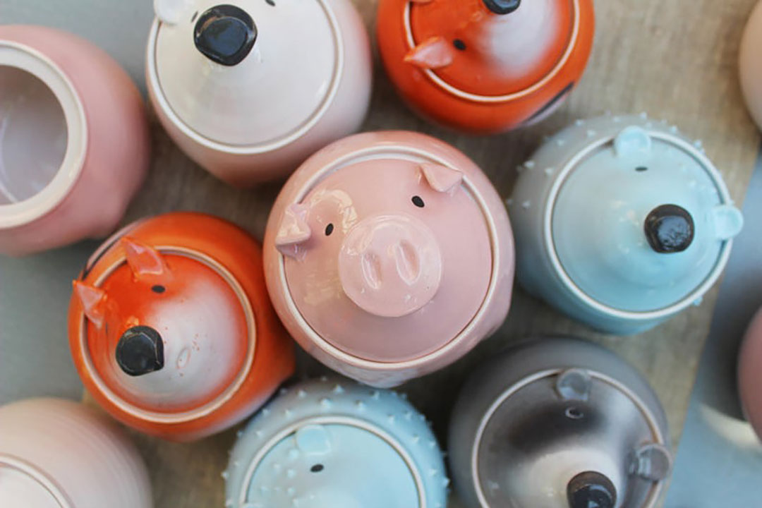 Animal Cookie Jar + 9 Creative Pottery Anniversary Gifts