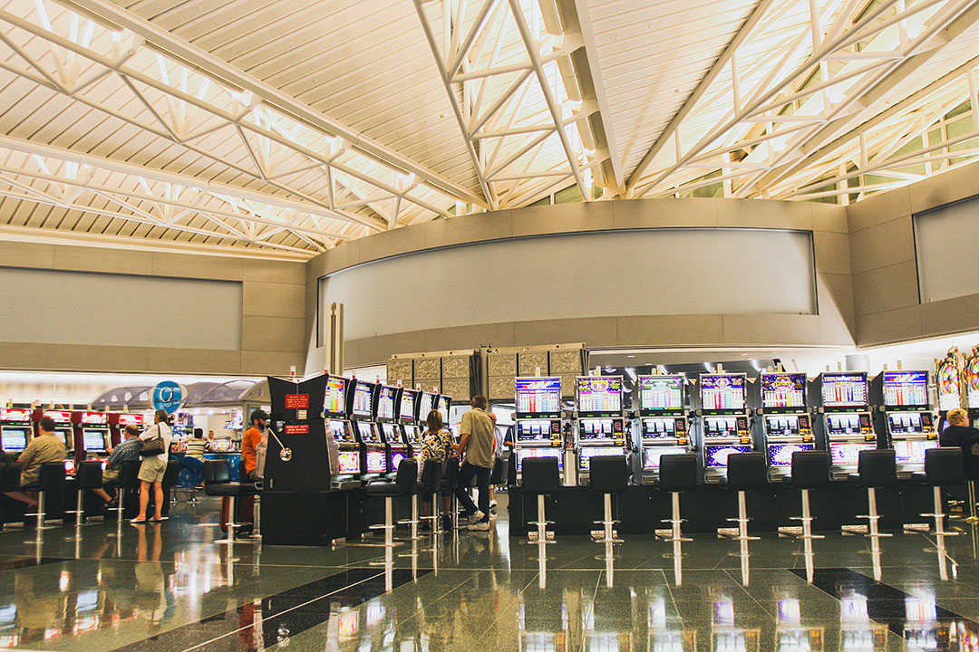 Las Vegas Airport is Great + Pros and Cons of Living in Las Vegas