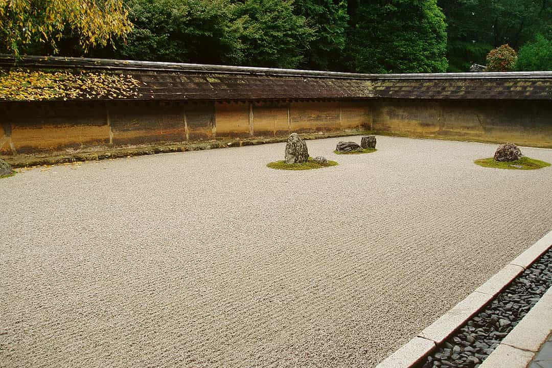 Ryoanji Garden - the most famous rock garden in Japan