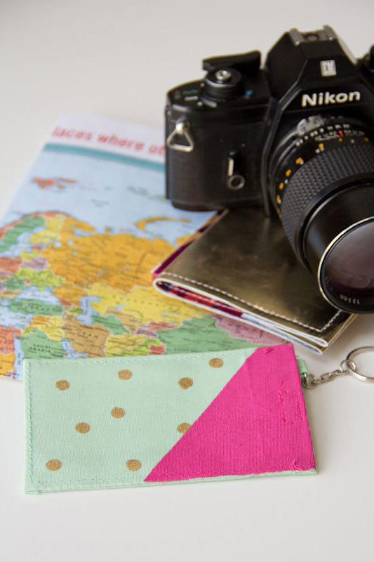 DIY Luggage Tags + 21 Insanely Creative Travel DIY Projects