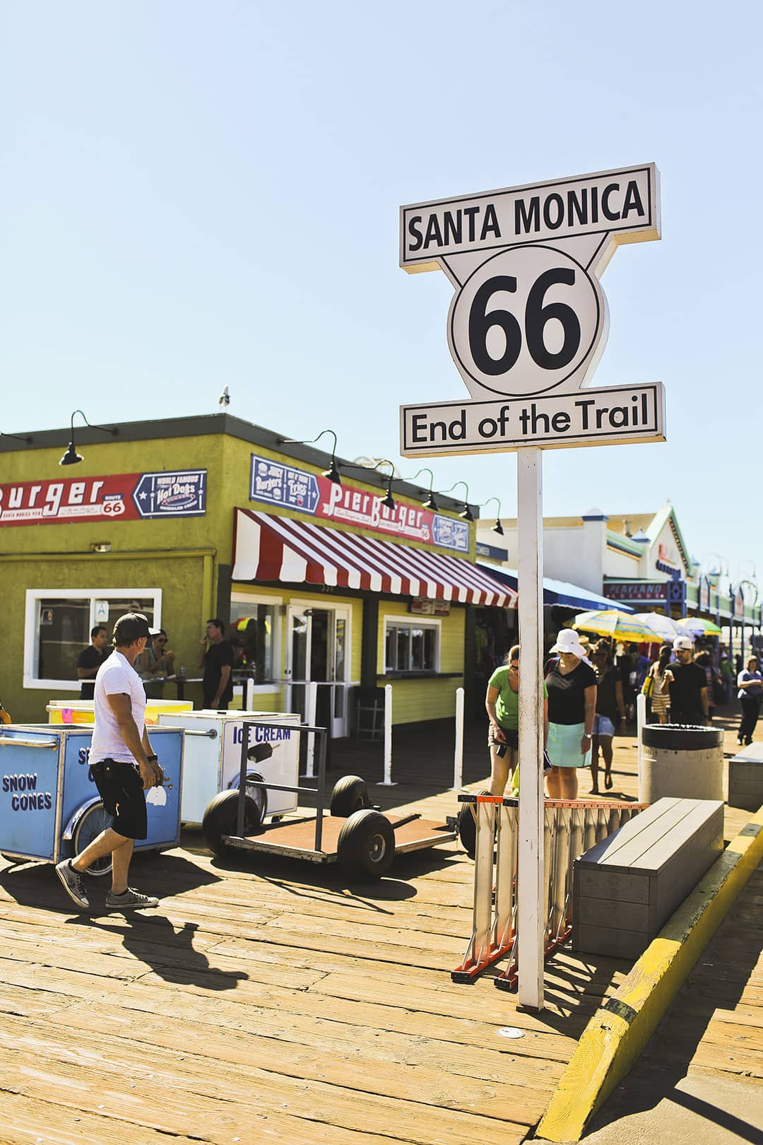 Santa Monica Place in Santa Monica, California - Kid-friendly Attractions