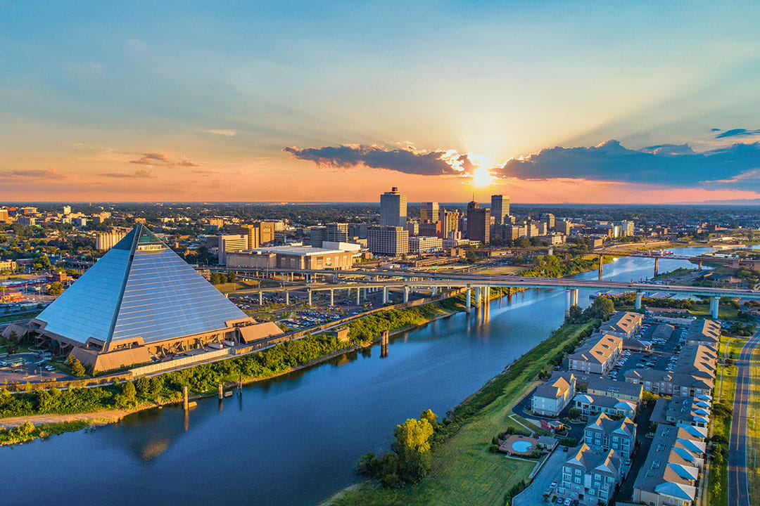 memphis tn skyline + 15 best places to visit in october in usa