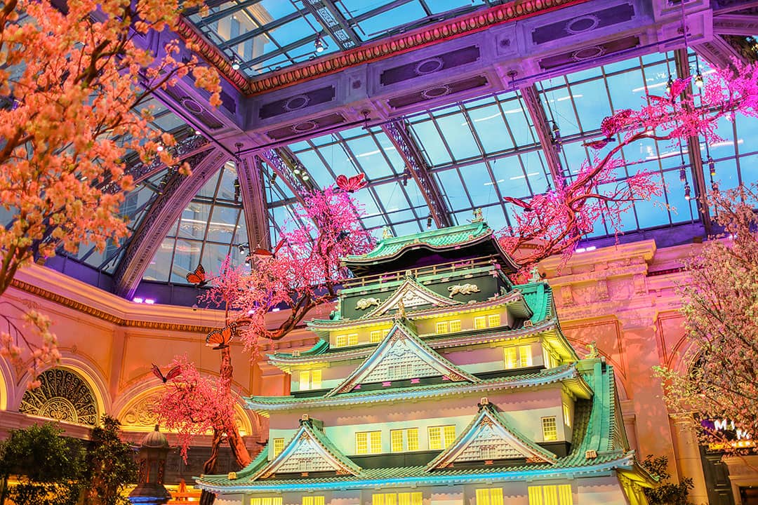 See Bellagio's New Display and Resorts World Overflows with Applications