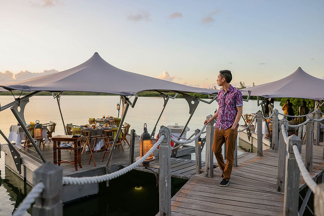 floating restaurant mauritius