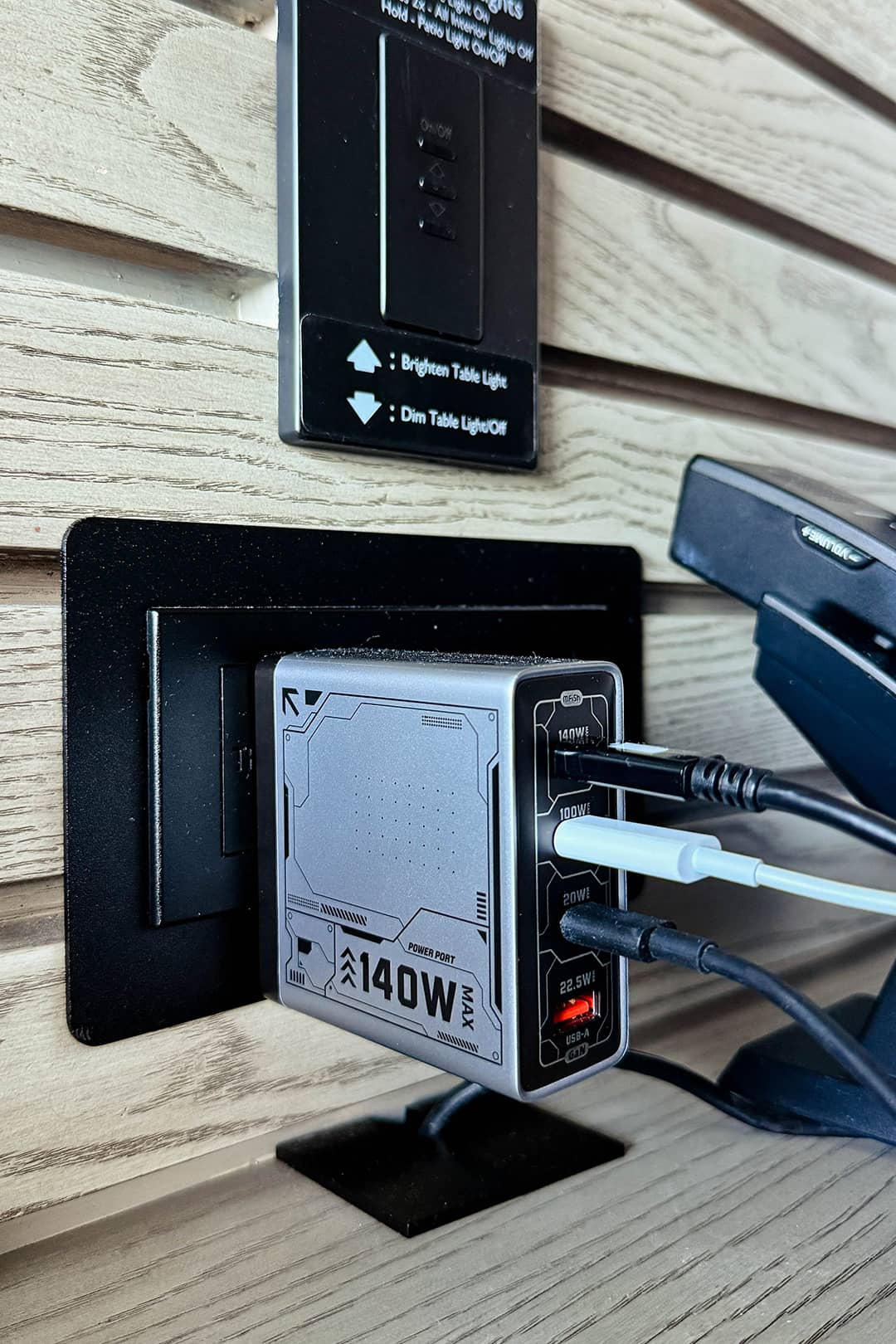 mfish Laptop Charger