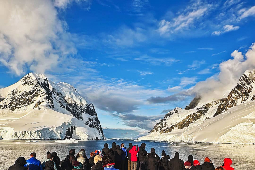 You are currently viewing 15 Epic Things to Do in Antarctica Travel Guide