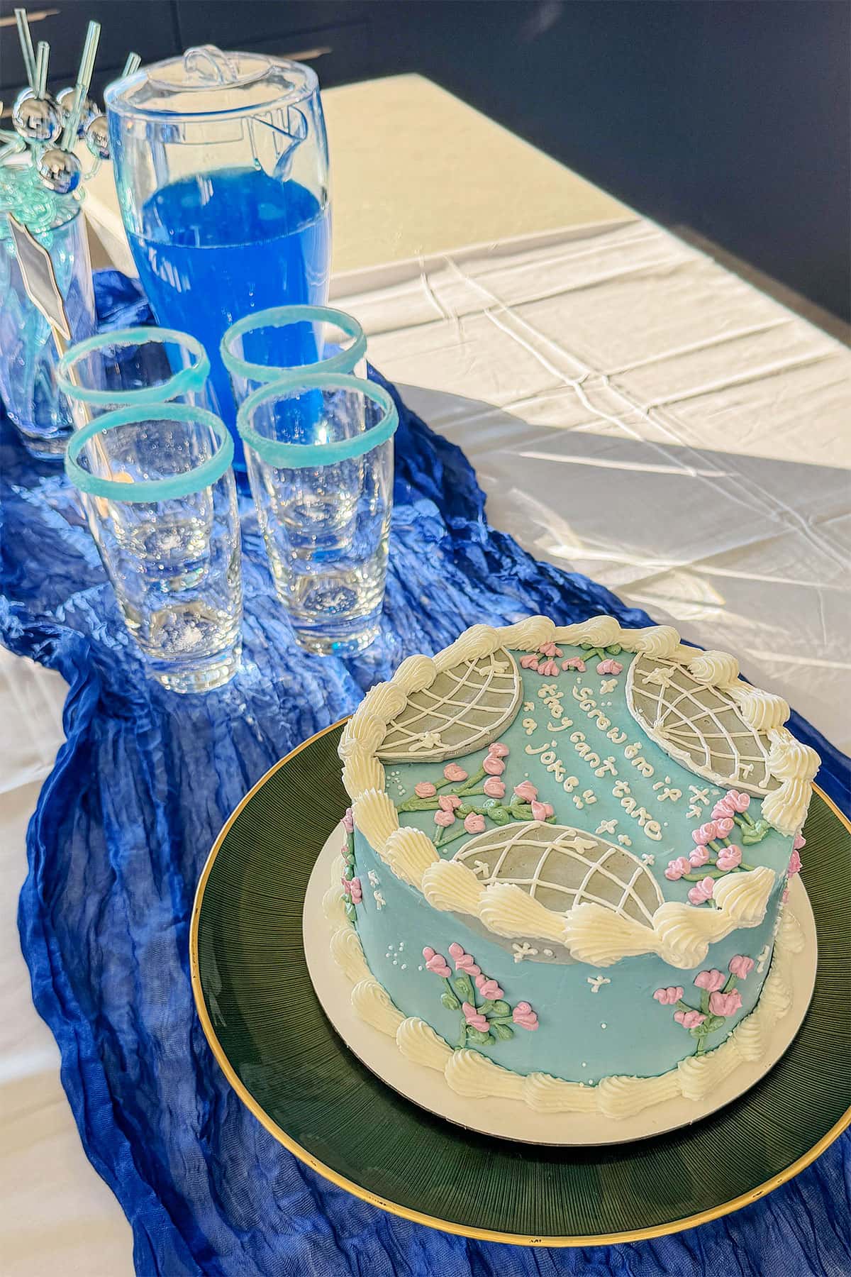 mamma mia cake